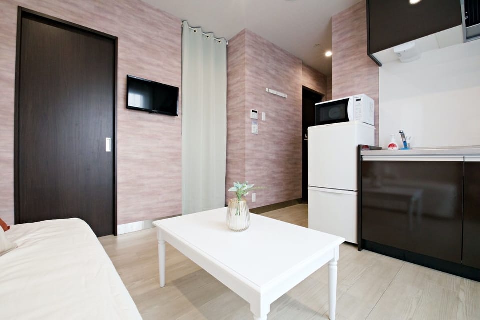 Living/dining/kitchen area