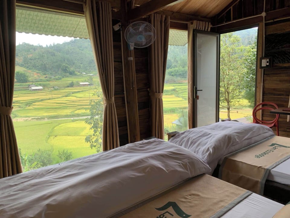 1 bedroom, soundproofing, free WiFi, bed sheets