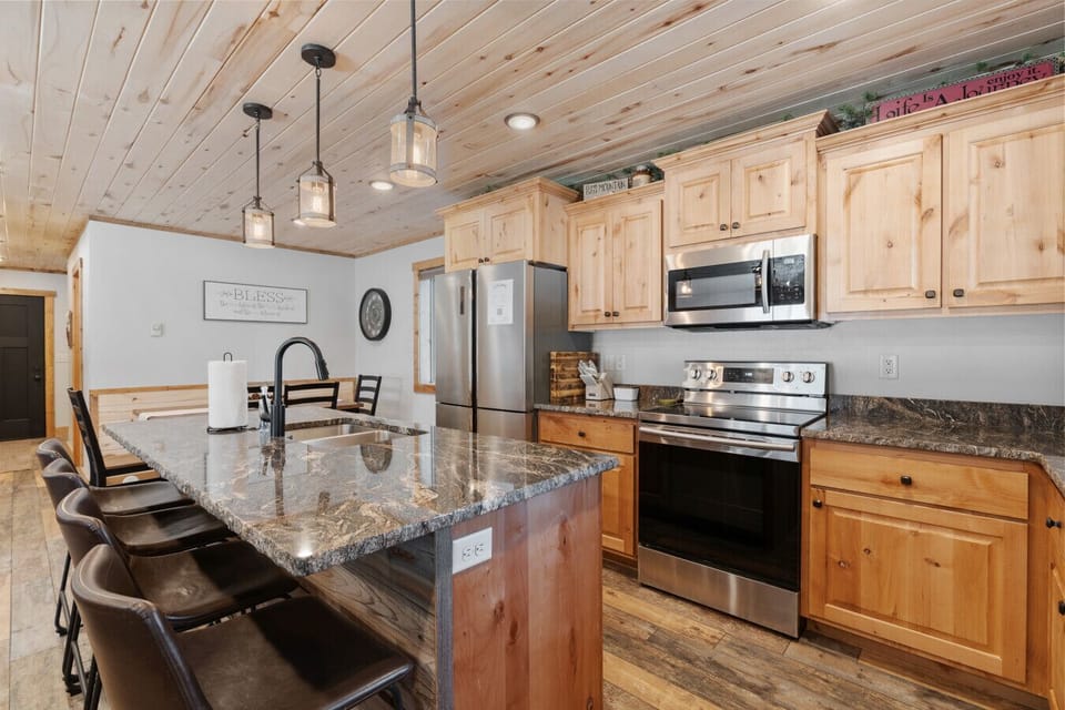 Full Kitchen