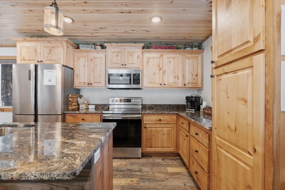 Full Kitchen
