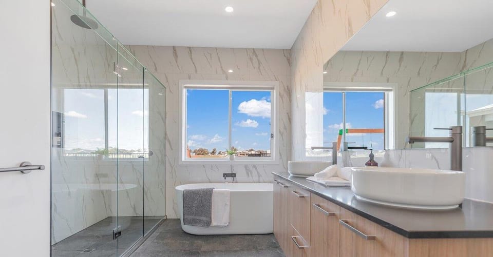 Master Ensuite
