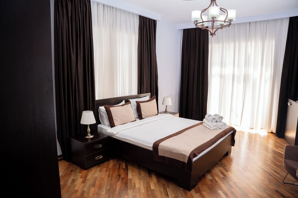 Standard Single Room, Balcony, Garden View | Laptop workspace, soundproofing, free WiFi, bed sheets