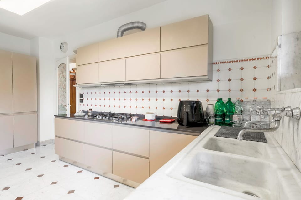 Villa, Hill View | Private kitchen | Full-size fridge, microwave, oven, stovetop