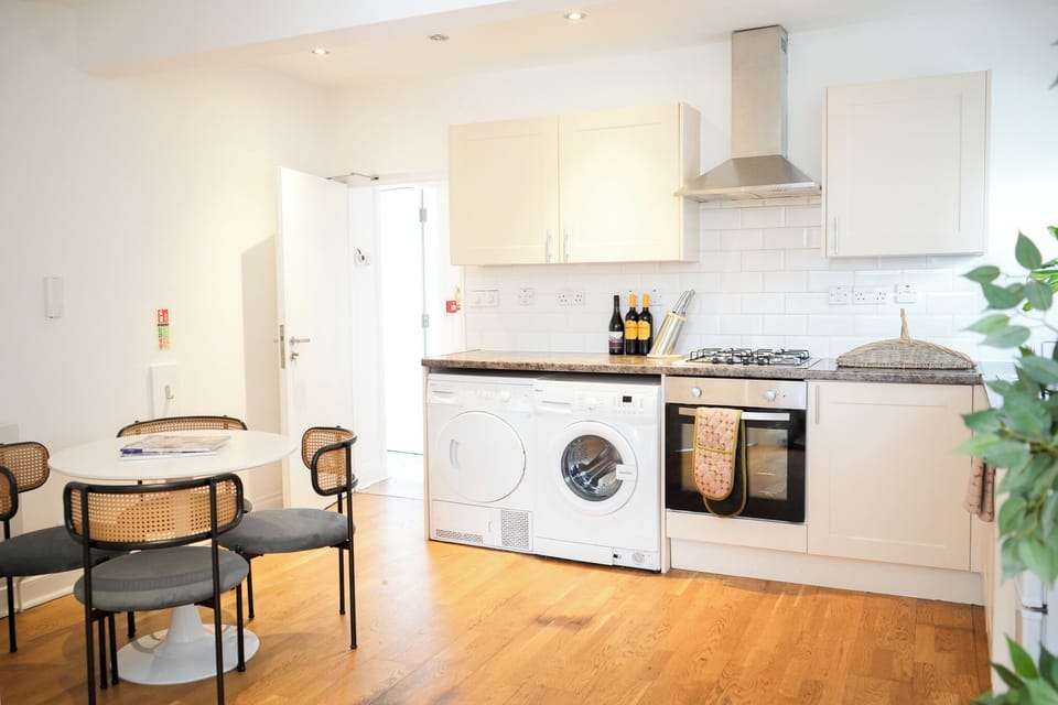 Apartment | Private kitchen | Fridge, oven, stovetop, electric kettle