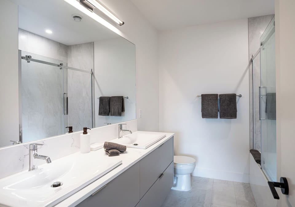 Mountain Revelation Revelstoke Vacations Apartment in Revelstoke