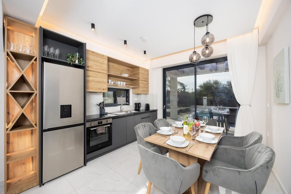 Equipped kitchen