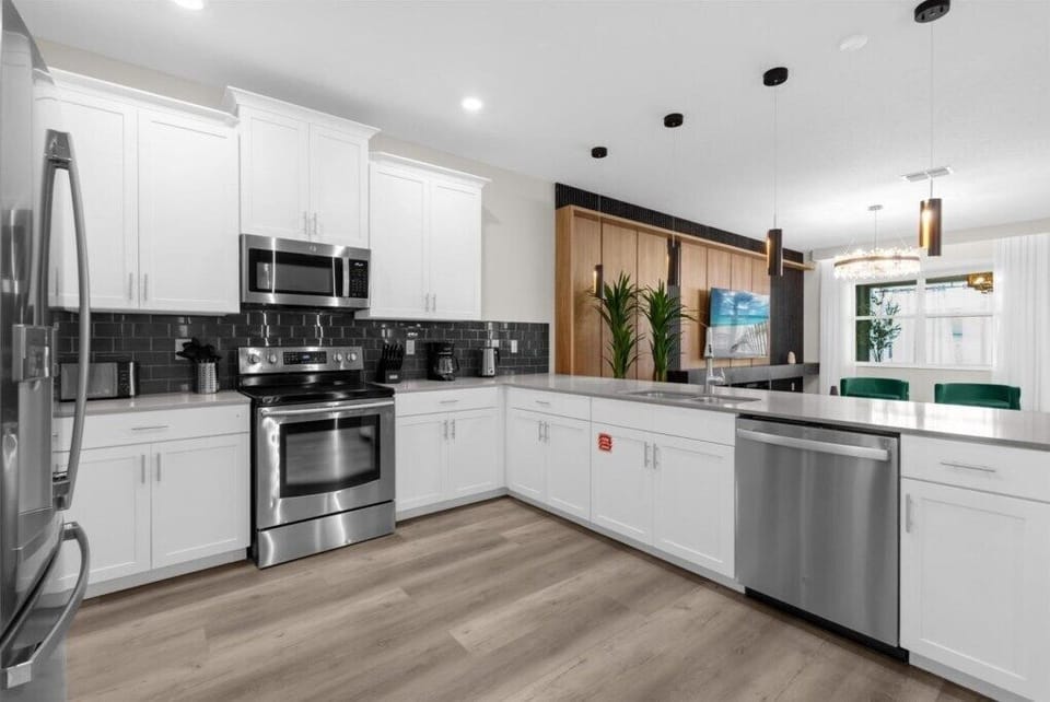 1658 Moon Valley Drive (12).jpg