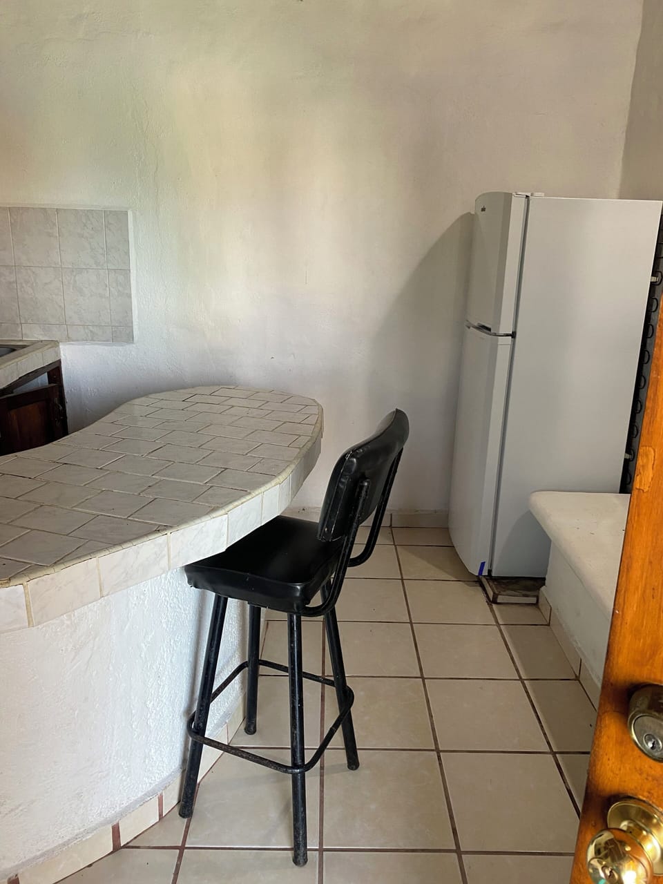 Family Apartment, Courtyard View | Private kitchen | Stovetop, dishwasher, cookware/dishes/utensils
