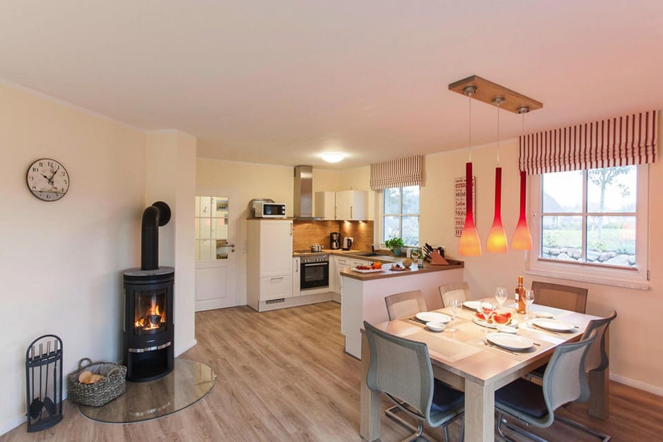 House | Private kitchen | Highchair