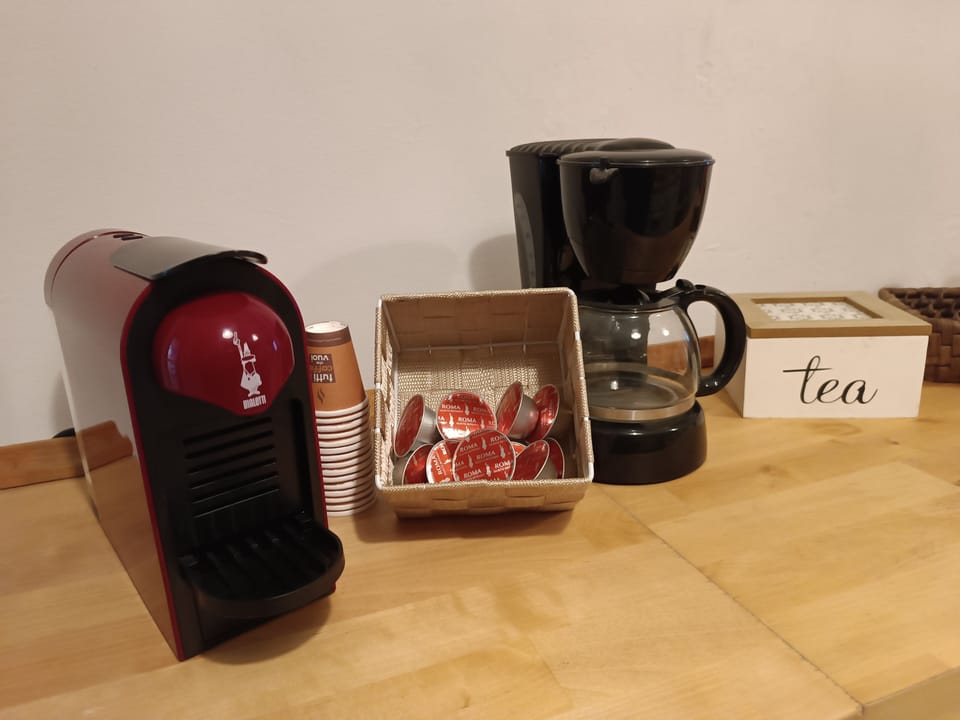 House, 1 Bedroom, Patio | Coffee and/or coffee maker