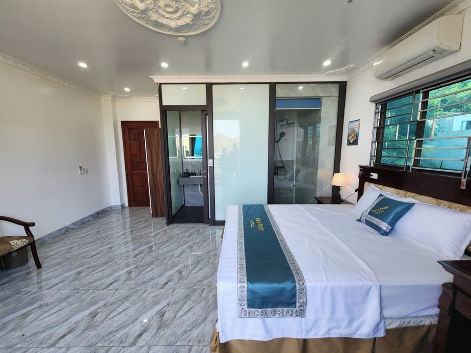 Basic Double Room, Balcony, Mountain View | Premium bedding, pillowtop beds, free minibar, in-room safe