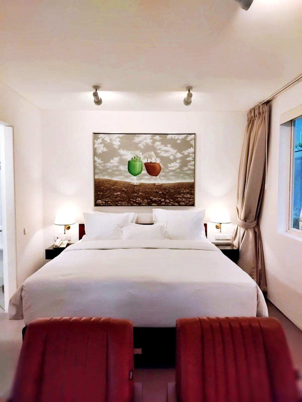 Deluxe Double Room, 1 Queen Bed | Desk, soundproofing, WiFi (free)