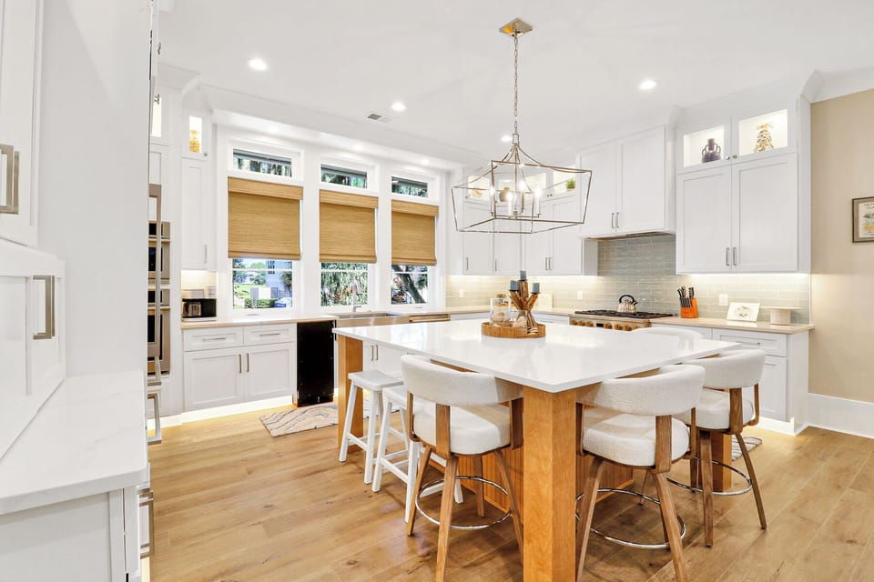 15 Bald Eagle West - Kitchen (Main Level)