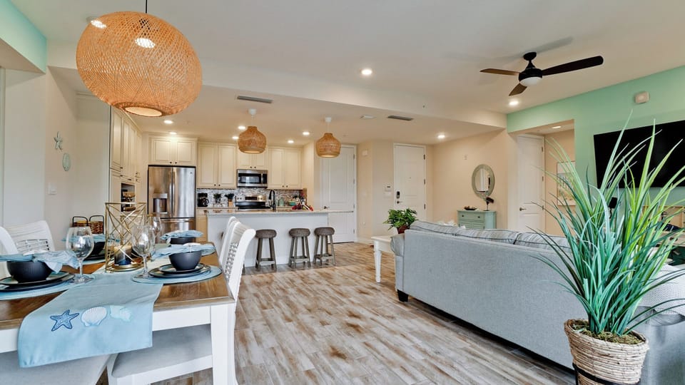 Dining room - Open concept dining.