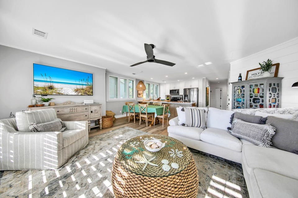 Open Concept Living, Dining, and Kitchen