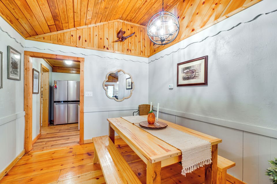 House (2 Bedrooms) | Interior