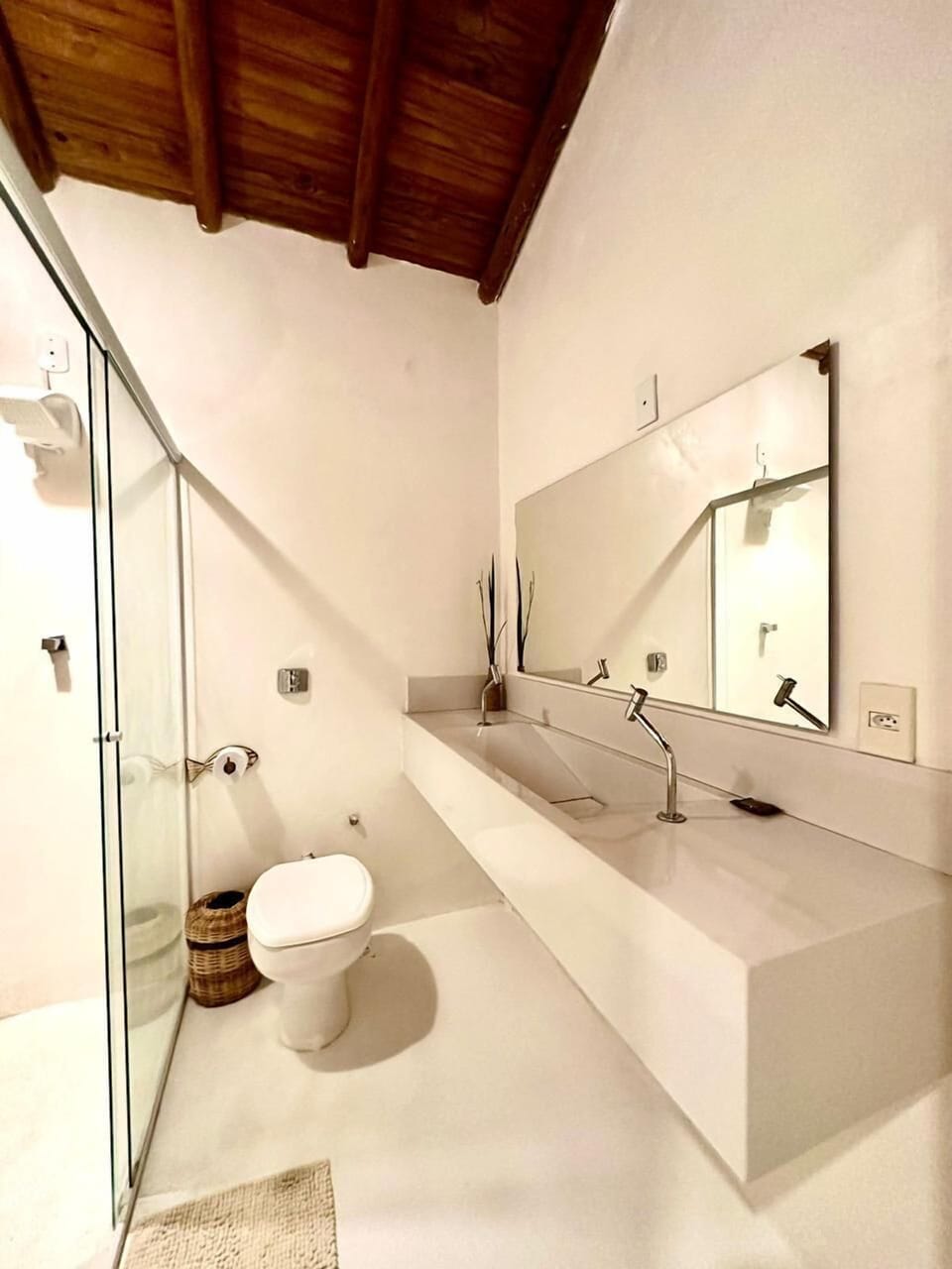 Towels, toilet paper