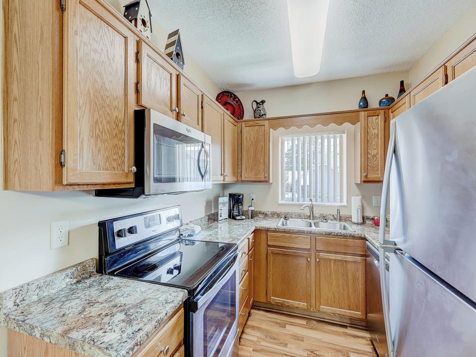 Whispering Pines 224 Three Bedroom Sleeps 8