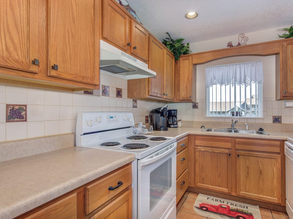 Whispering Pines 553 2 Bedroom Condo with Indoor Pool Outdoor Po