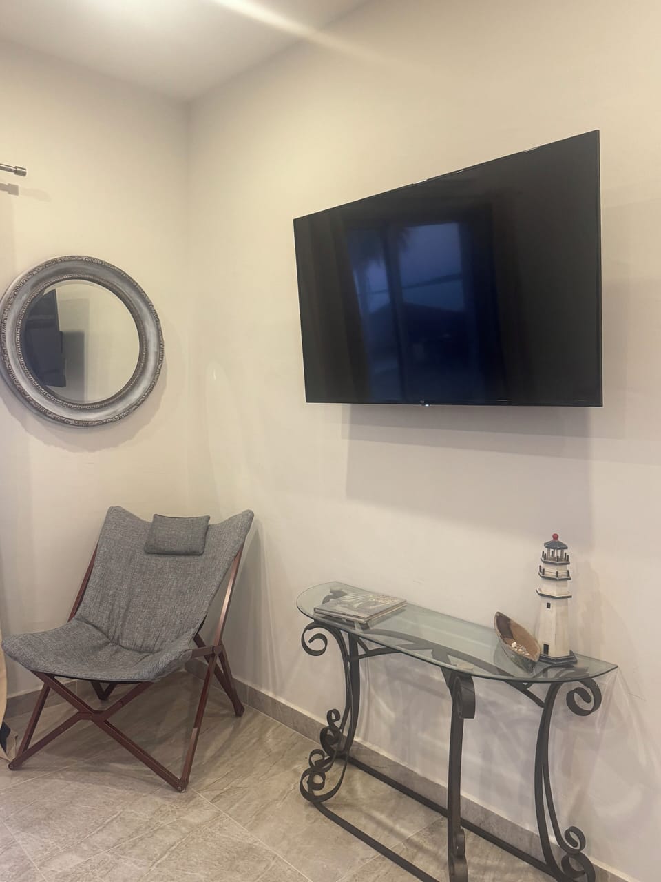 Deluxe Studio, Beach View | In-room safe, free WiFi
