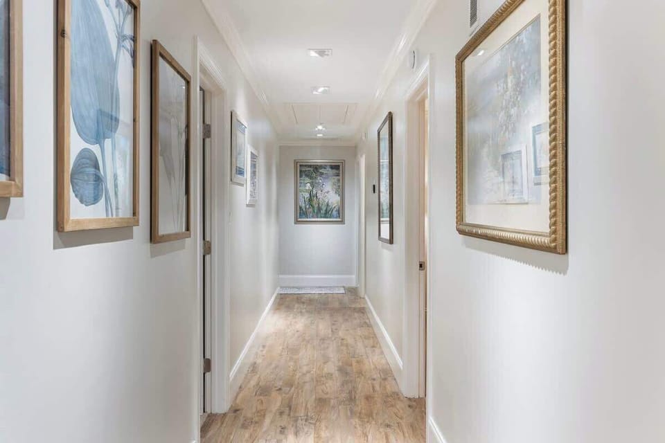 Hallway to Bedrooms
