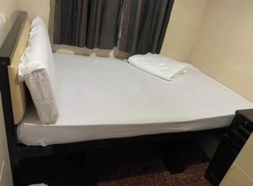Basic Double Room | Free WiFi