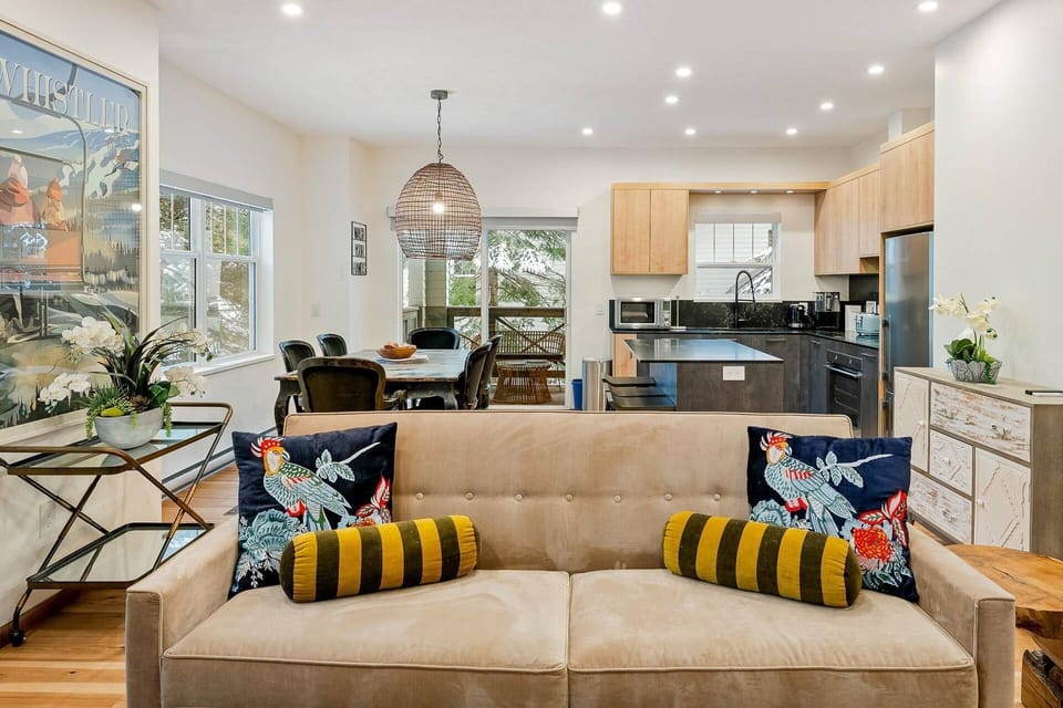 Great area for your family to gather