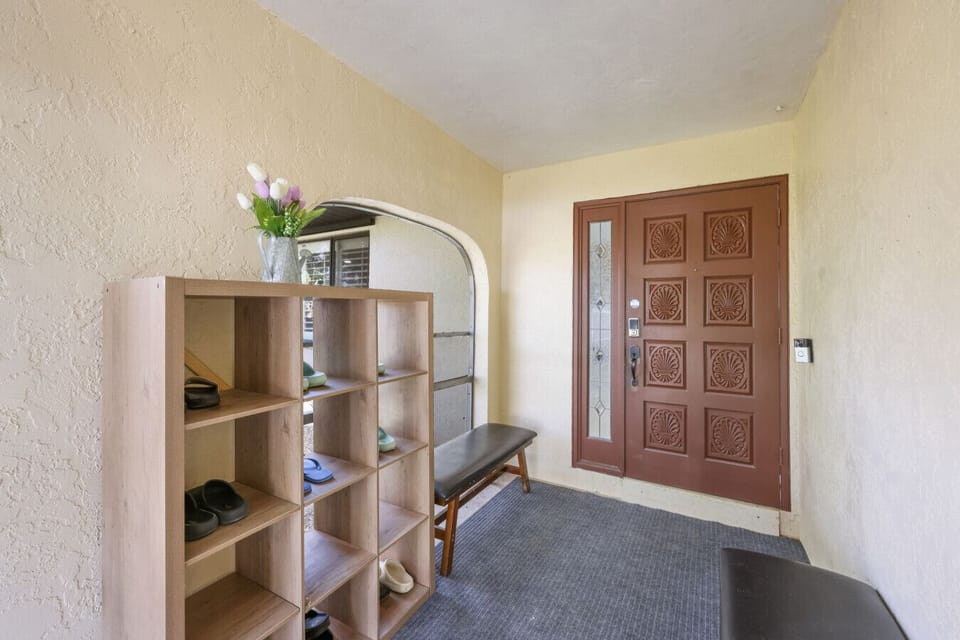 Shoe Rack with Sandals provided for comfort walking inside the house