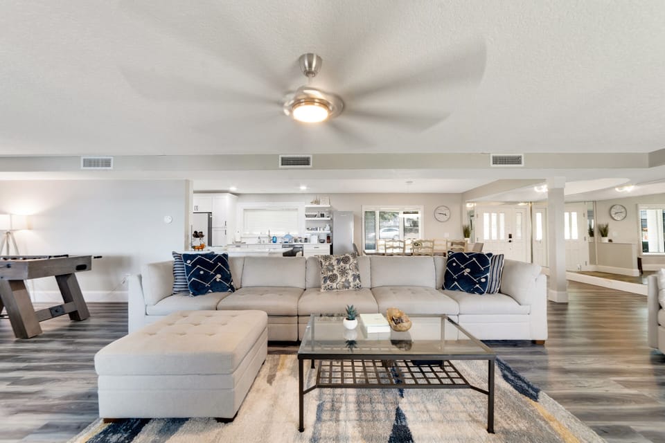 Furniture, Table, Coffee Table, Home Decor, Couch