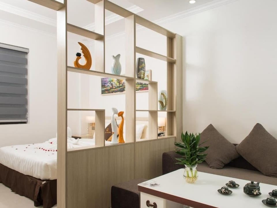Comfort Double Room Single Use, Courtyard View | In-room safe, desk, laptop workspace, iron/ironing board