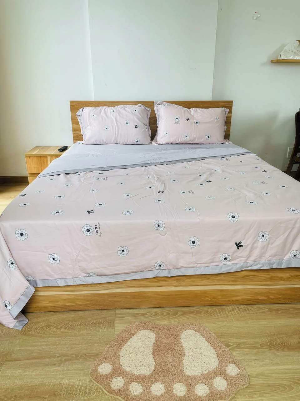 Superior Studio, 1 Queen Bed, Kitchen, City View | Minibar, desk, laptop workspace, iron/ironing board