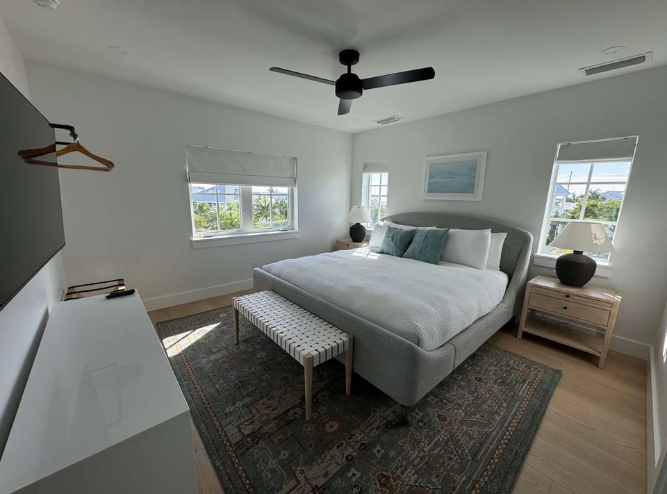 House | 6 bedrooms, high-speed internet