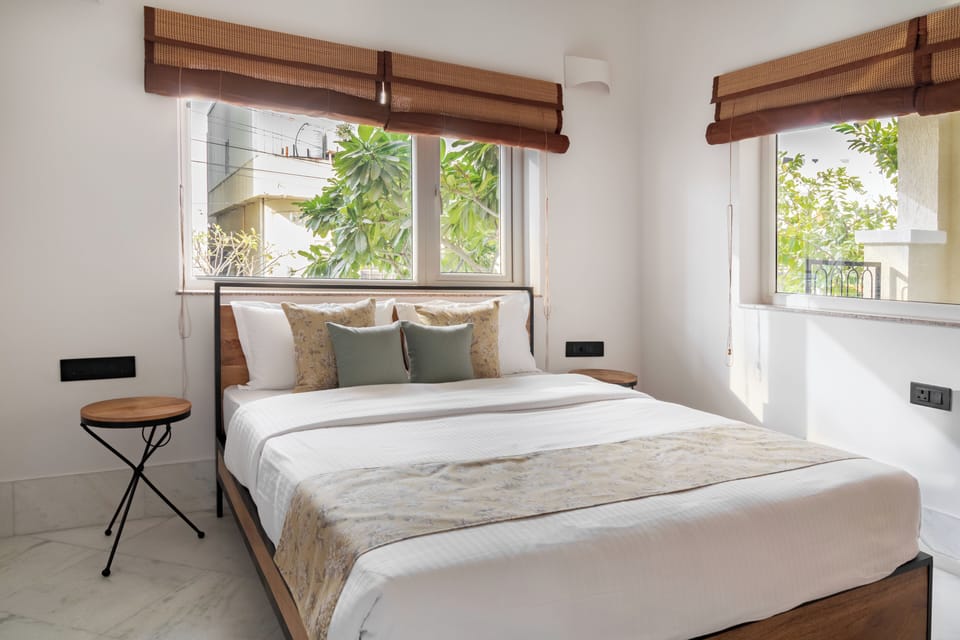 Premium bedding, soundproofing, free WiFi, bed sheets