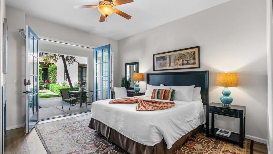Studio Bedroom