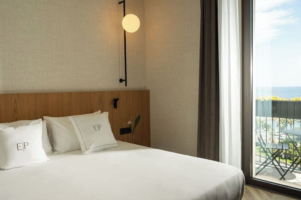 Minibar, in-room safe, blackout drapes, soundproofing