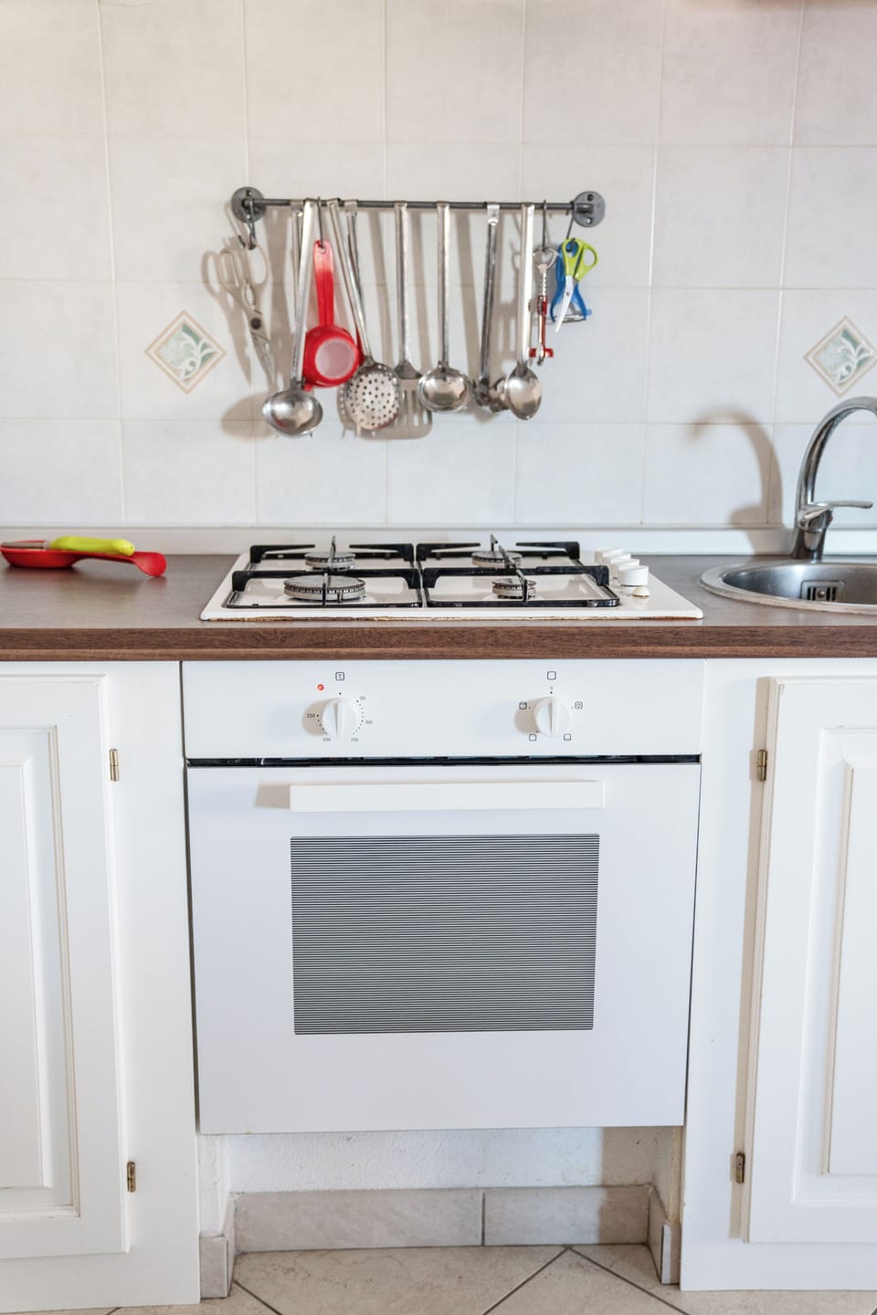 Apartment, 2 Bedrooms, Balcony | Private kitchen | Fridge, stovetop, dishwasher, cookware/dishes/utensils