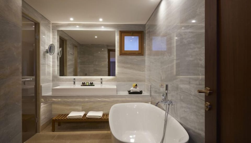 Grand Two Bedroom Villa - Private Pool | Bathroom | Combined shower/tub, designer toiletries, hair dryer, bathrobes