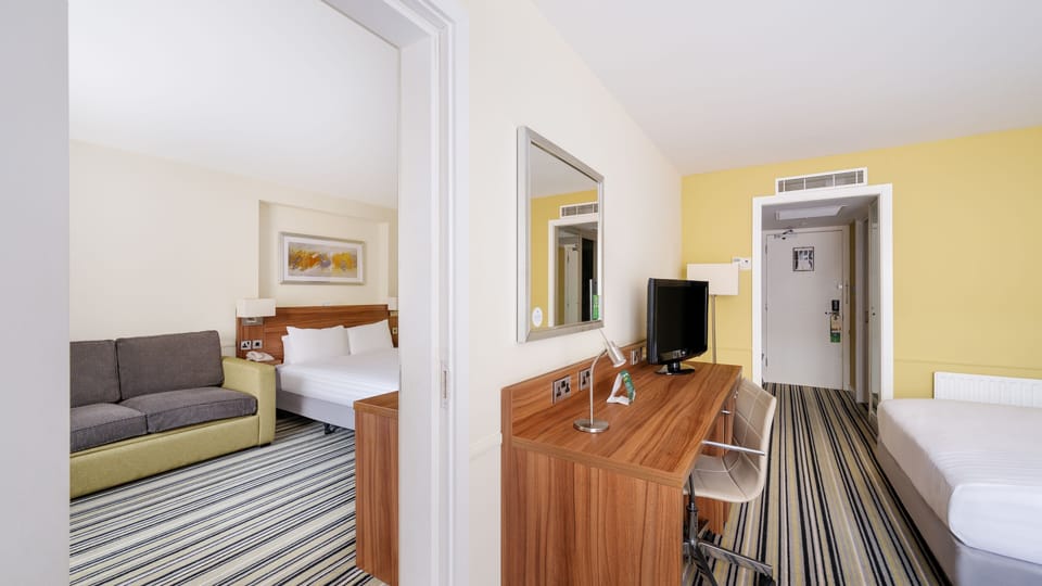 Standard Room, 1 Double Bed with Sofa bed | In-room safe, desk, blackout drapes, iron/ironing board