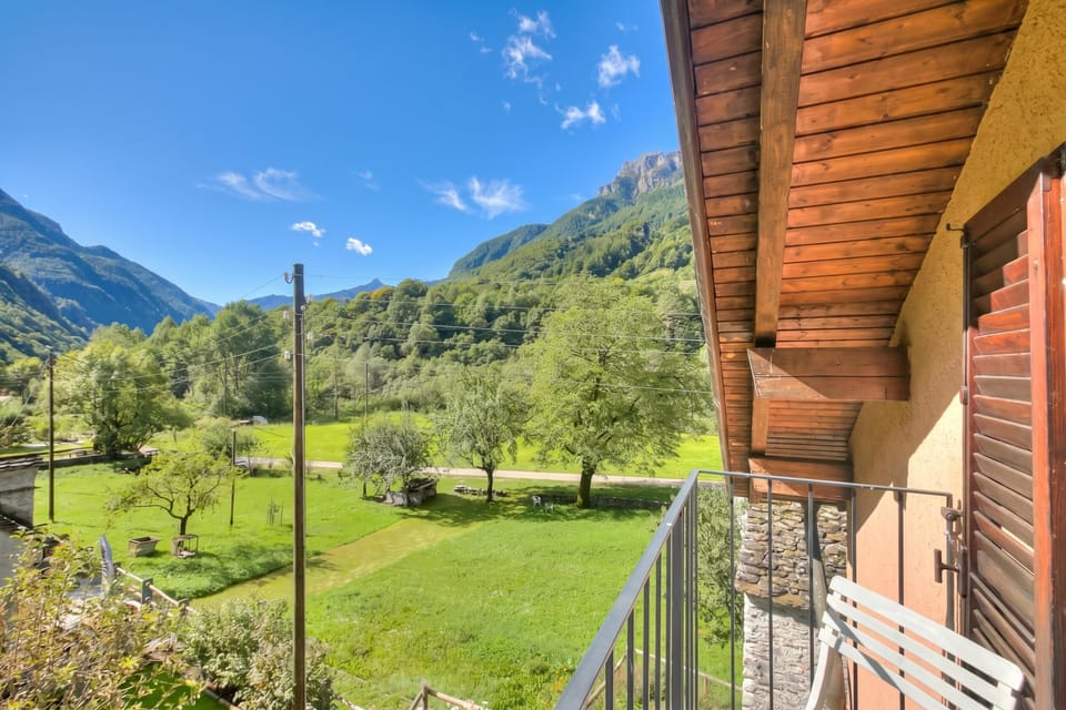 Standard Chalet, 1 Bedroom, Balcony, Mountainside (Ca Contina in Val Verzasca) | Property grounds