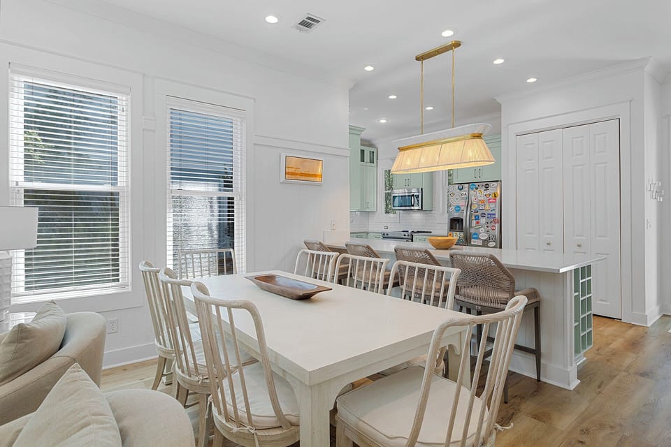 Sea La Vie Dining Room