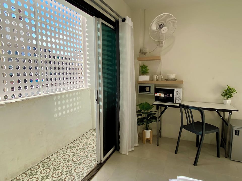 Studio, Balcony, City View | Room amenity