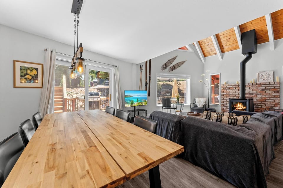 dining room table for 8-10 guests 