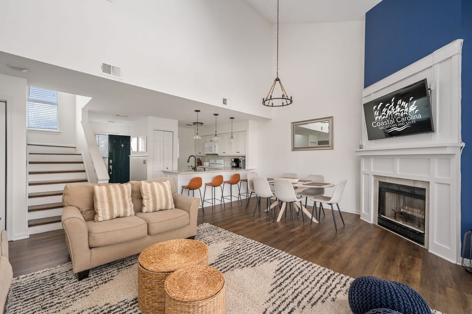 PCBV325: Anchor's Away | ML Great Room