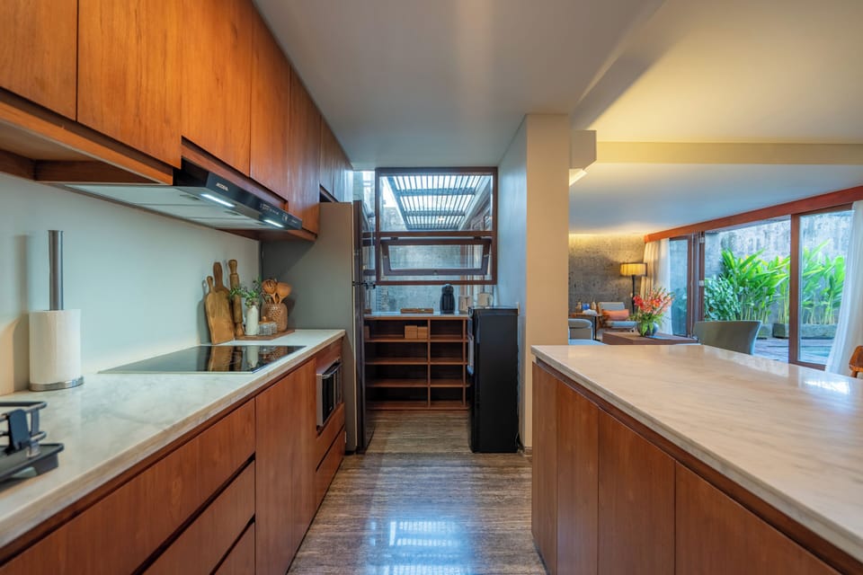 Elite Villa | Private kitchen | Fridge, coffee/tea maker, electric kettle, toaster