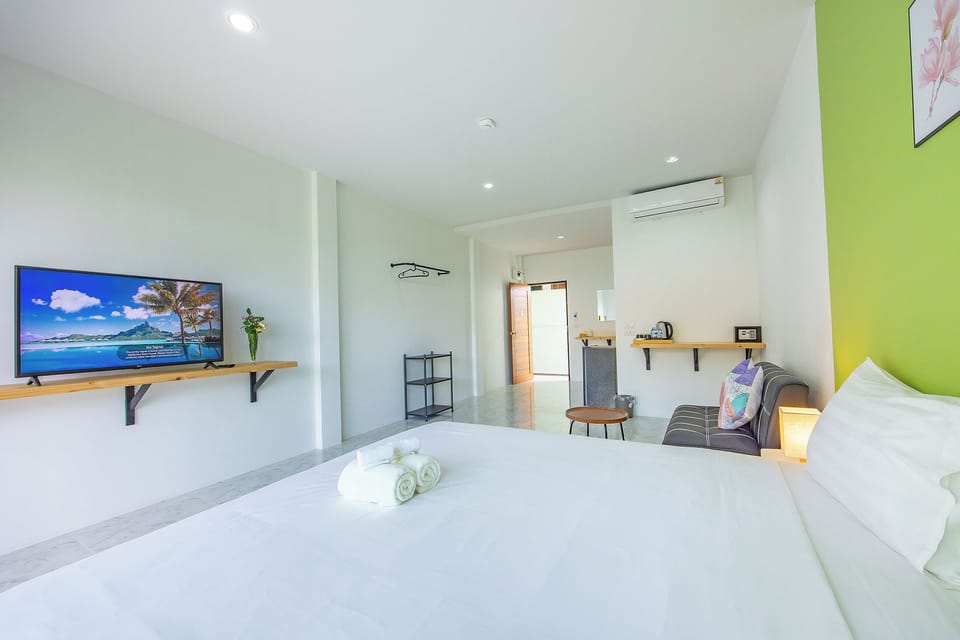 Superior Double Room, Garden View | In-room safe, desk, laptop workspace, free WiFi