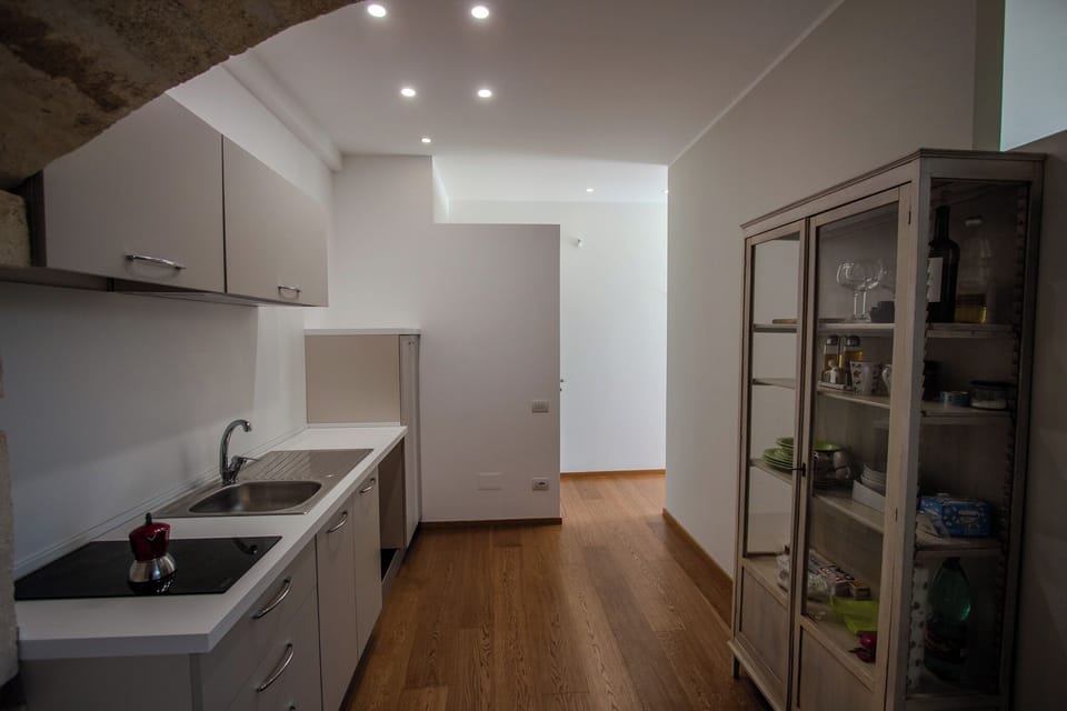 Apartment, 1 Bedroom, Terrace, Mountain View | Private kitchen | Full-size fridge, microwave, oven, stovetop