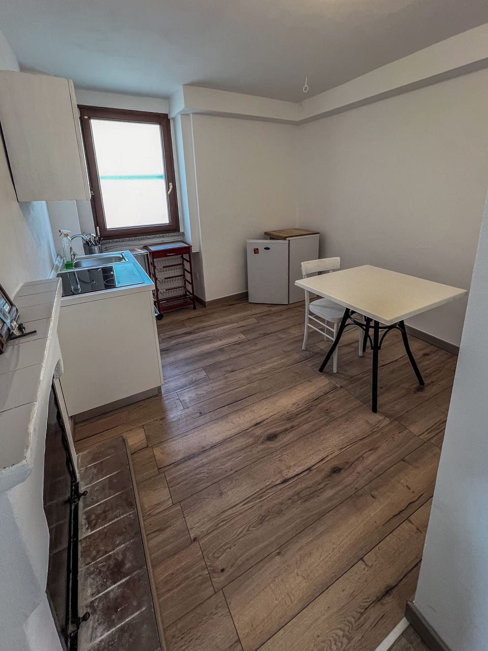 Apartment, 1 Bedroom, Balcony | Living area