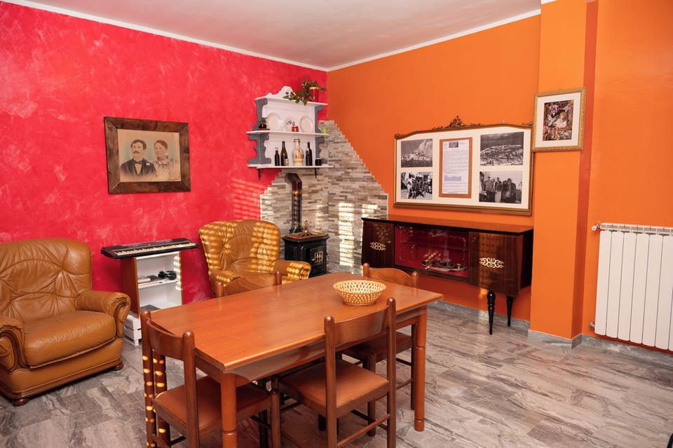 House, 2 Bedrooms, Balcony | Living area | Flat-screen TV