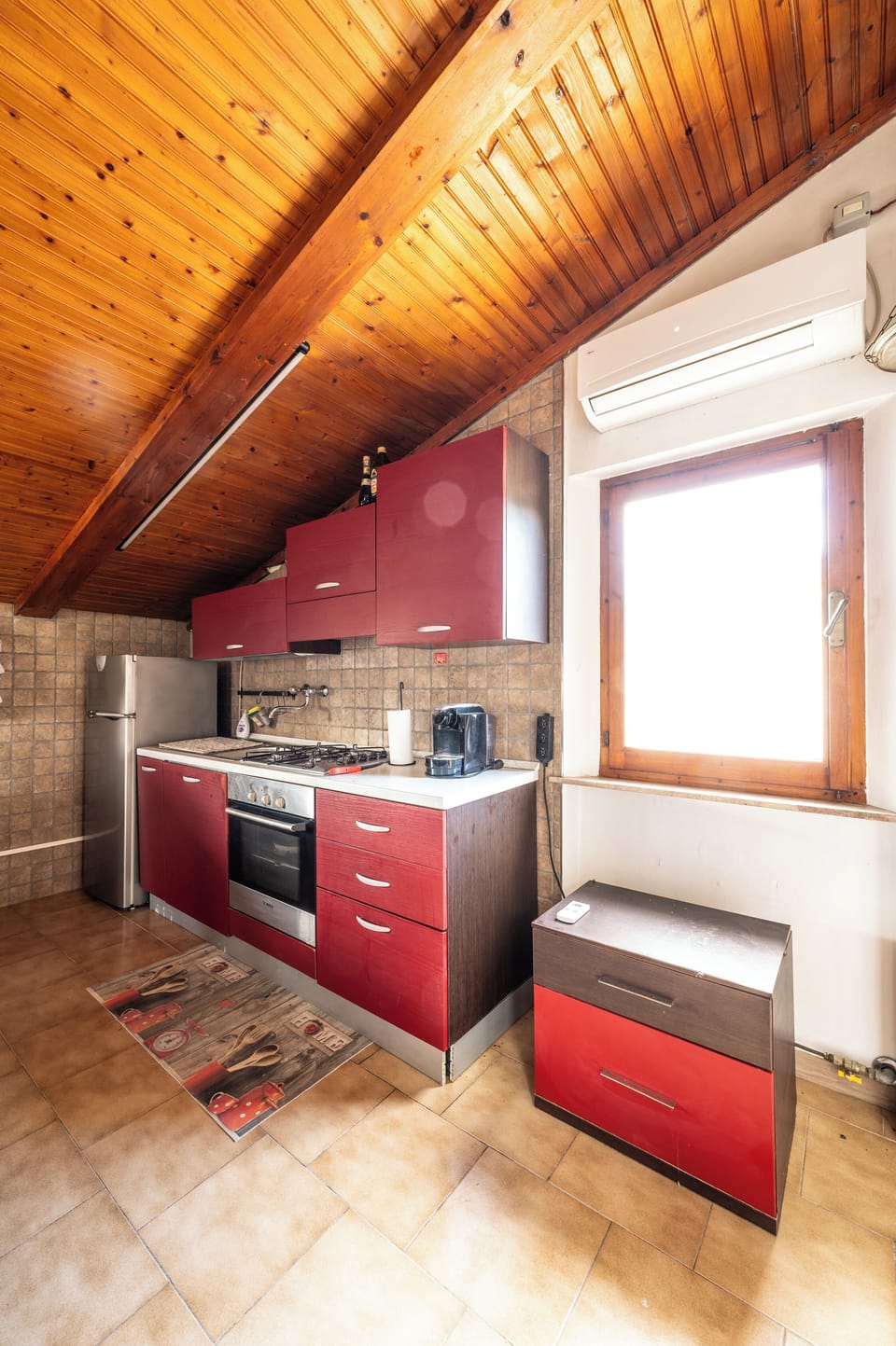 Apartment, 1 Bedroom, Balcony | Private kitchen | Fridge, oven, stovetop, cookware/dishes/utensils
