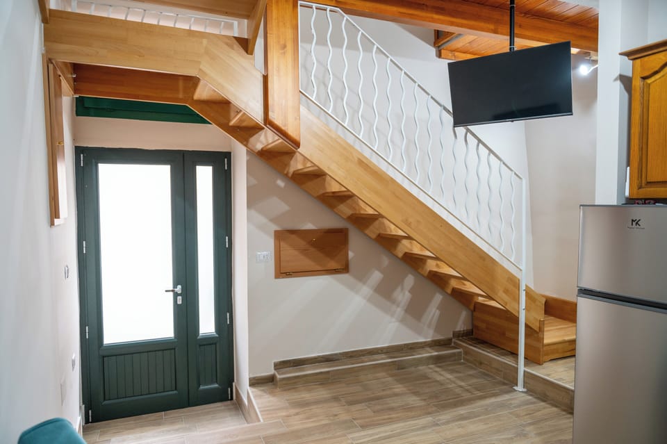 Apartment, 1 Bedroom, Kitchen | Living area | Flat-screen TV